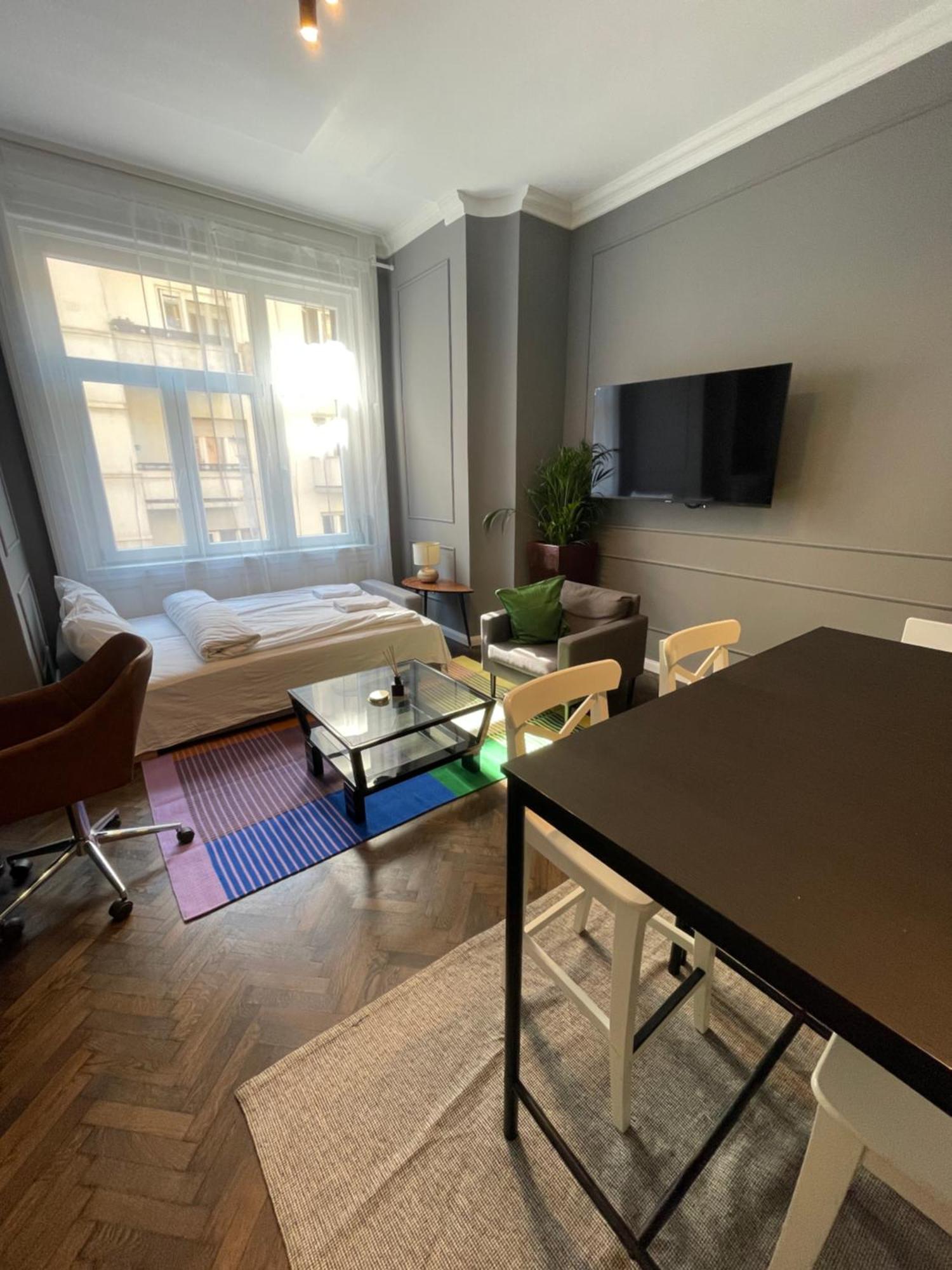 Szip Tatra Gold - Downtown Apartment Budapest Luaran gambar