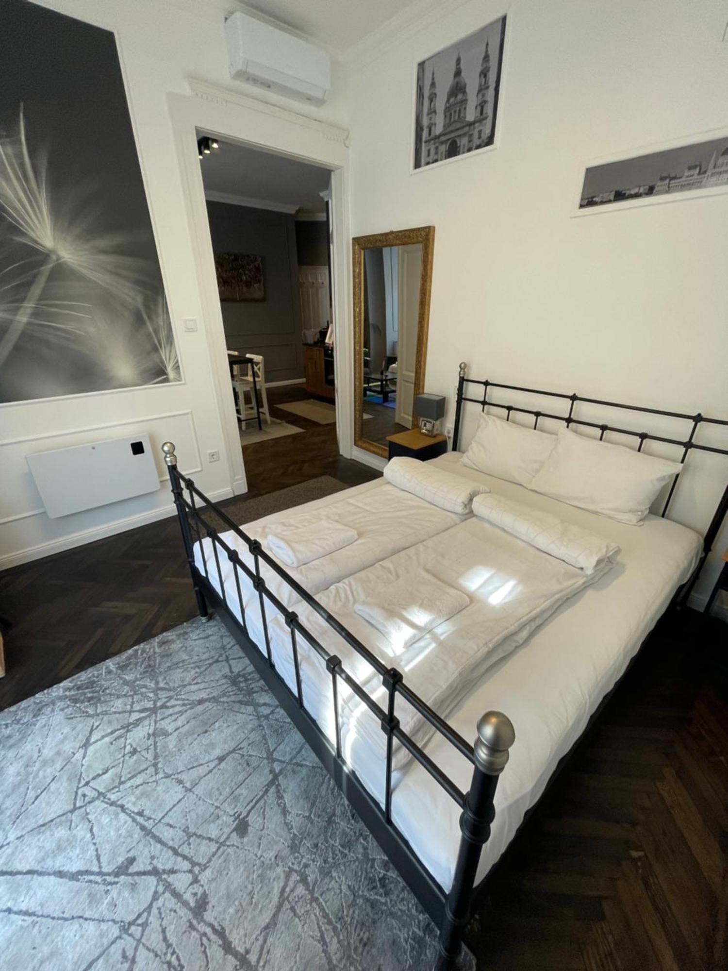 Szip Tatra Gold - Downtown Apartment Budapest Luaran gambar